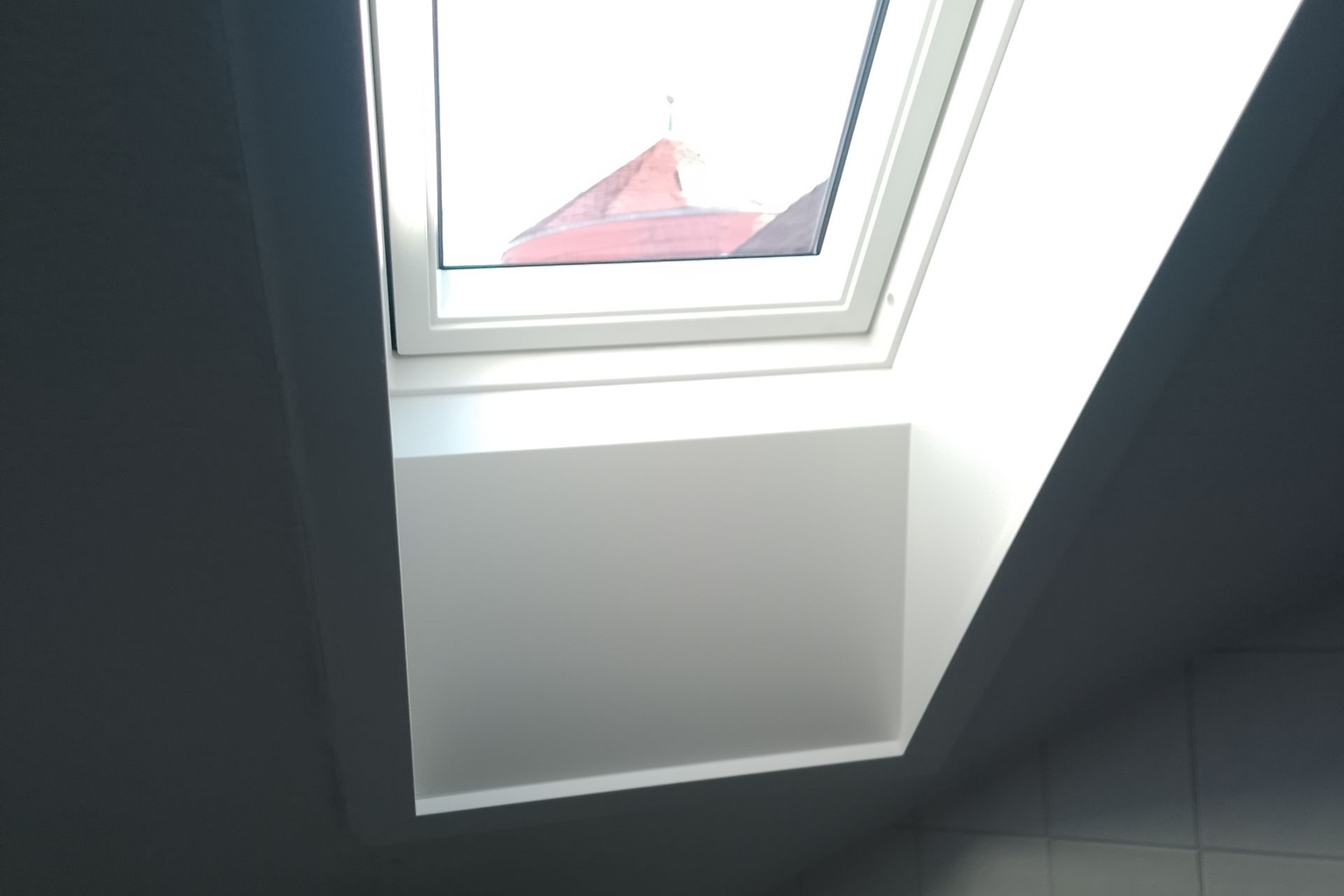 Von MW Bedachungen ausgeführtes Dachfenster mit Innenausbau